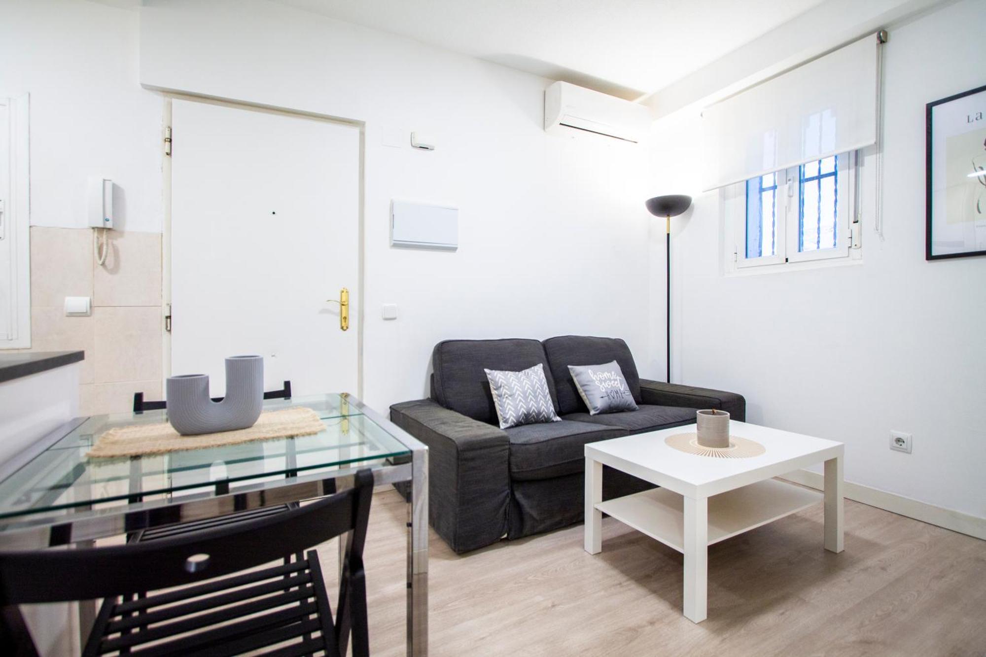 Apartamentos Tetuan Sandino Madrid Exterior foto