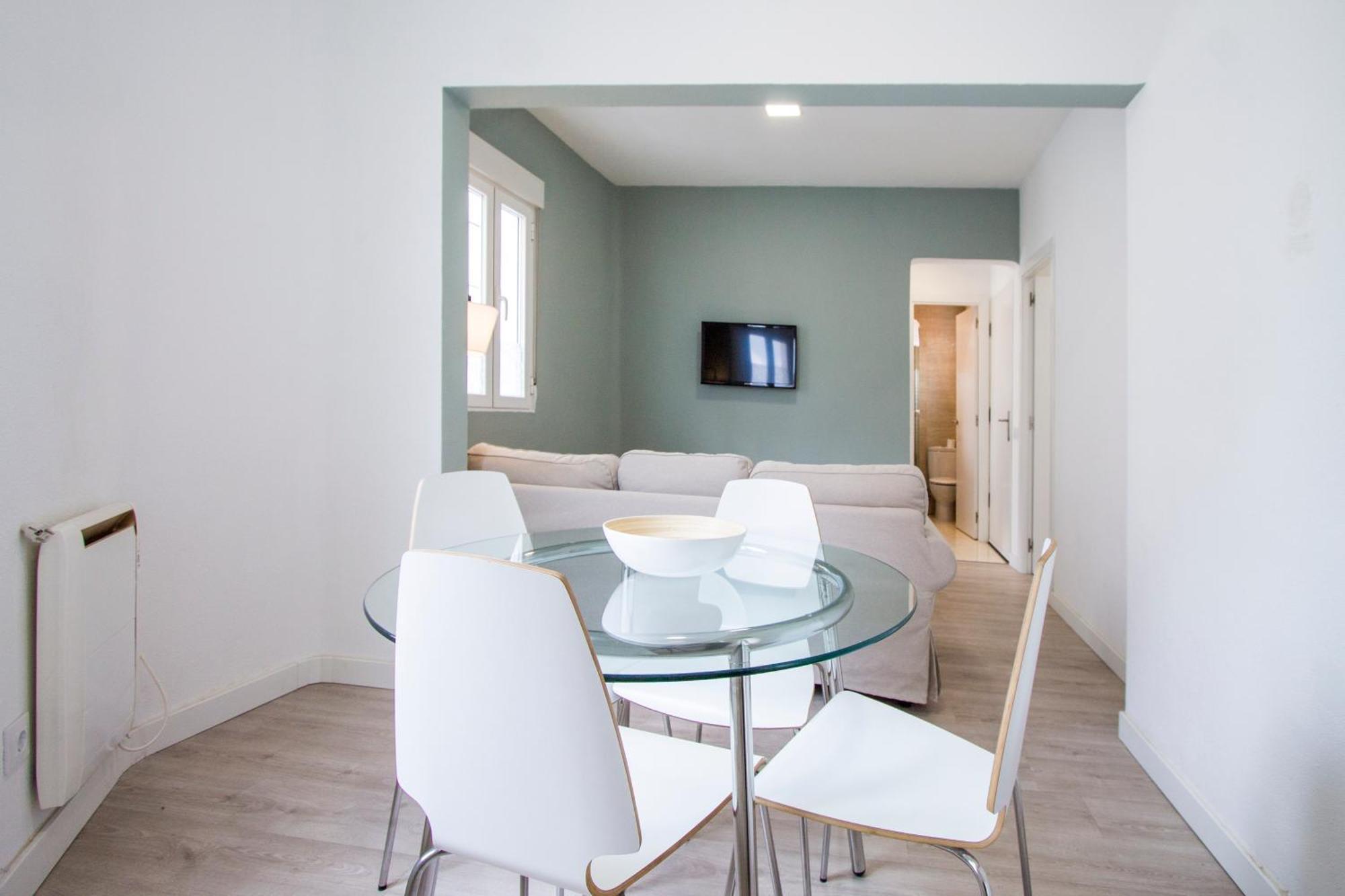 Apartamentos Tetuan Sandino Madrid Exterior foto